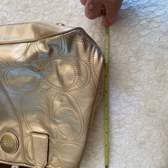 Y2K 3 piece Gold Coach Lot Purse - Wallet- Card Keychain - Picture 7 of 10